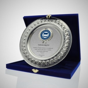 25cm Gümüş Tabak ve Fasetli Plaket